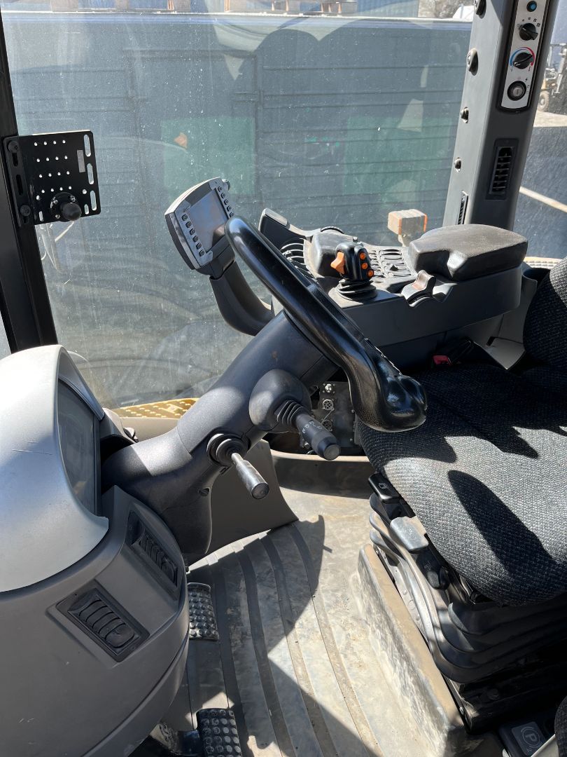 2012 CHALLENGER MT865C - Image 6